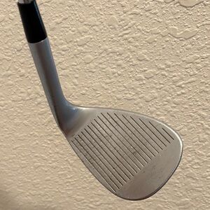 Nike left handed SV Tour lob wedge, 60degree, golf club.